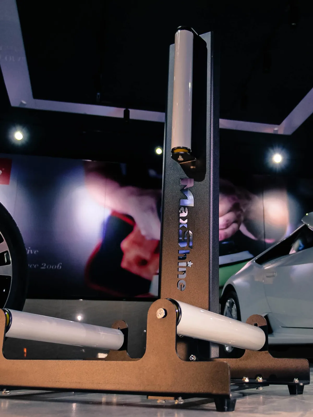 MAXSHINE Stojak Na Koło Detailingowy Black